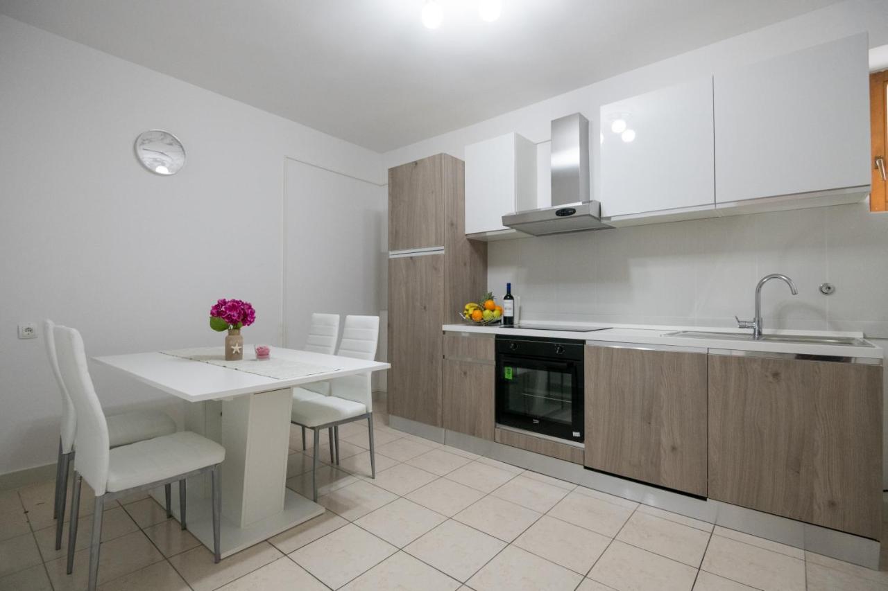 Apartman Ruza Podgora Luaran gambar