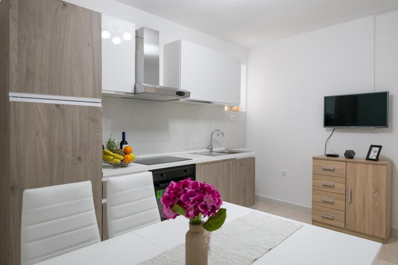 Apartman Ruza Podgora Luaran gambar